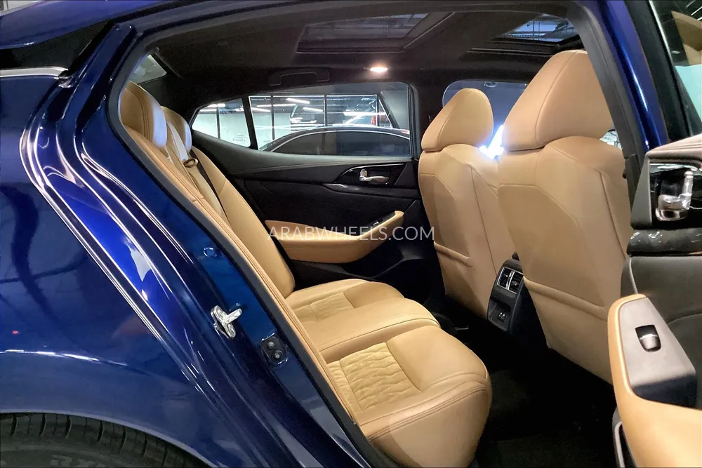 Nissan Maxima 2021 for Sale in Dubai Image-22