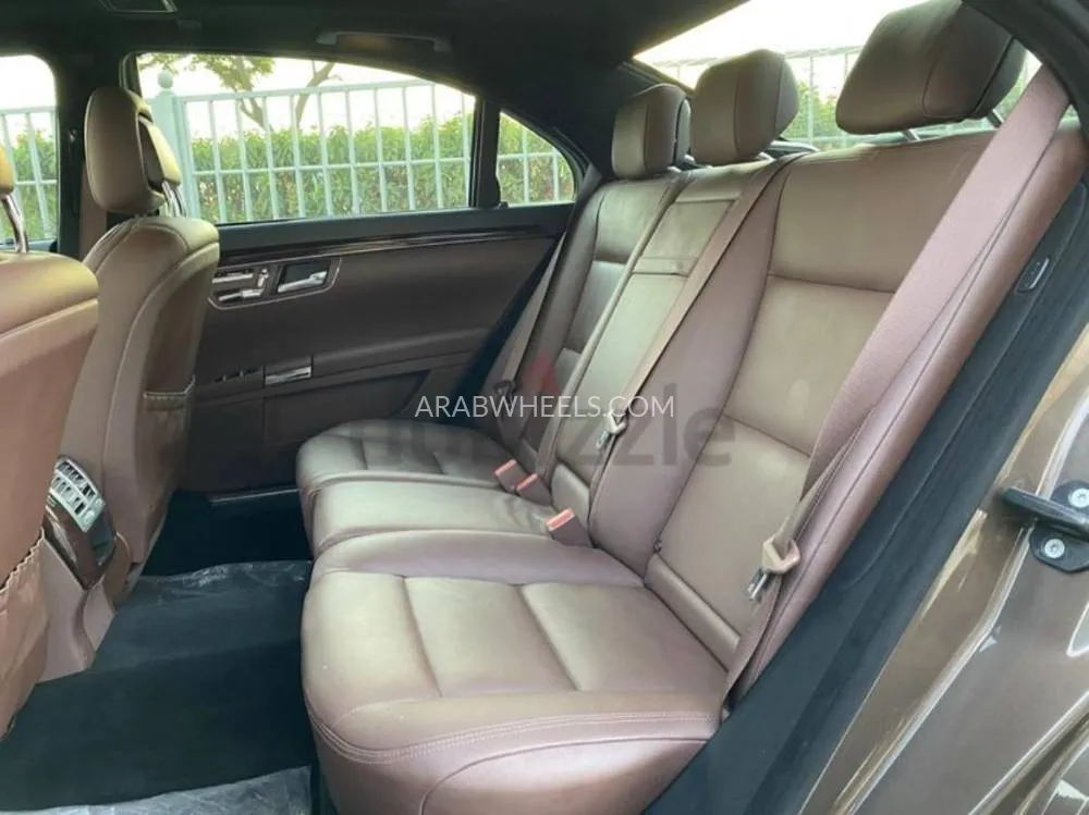 Mercedes Benz S Class 2013 for Sale in Sharjah Image-4