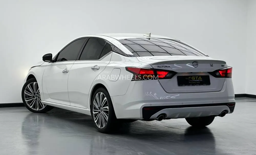 Nissan Altima 2024 for Sale in Dubai Image-14