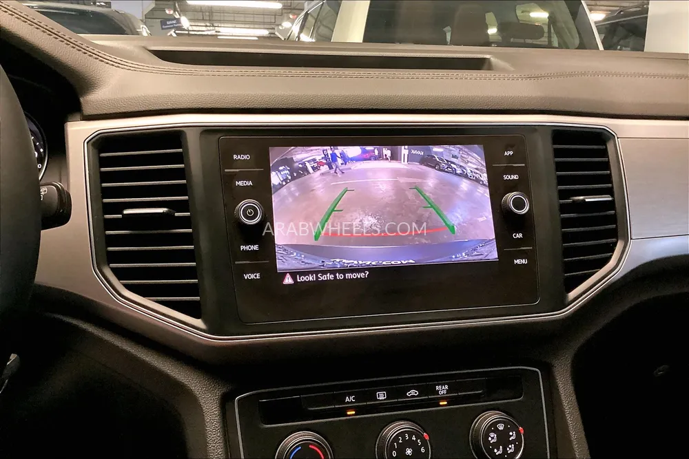 Volkswagen Teramont 2019 for Sale in Sharjah Image-31