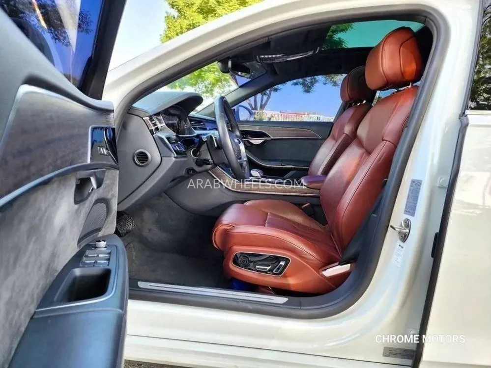 Audi A8 2021 for Sale in Dubai Image-8