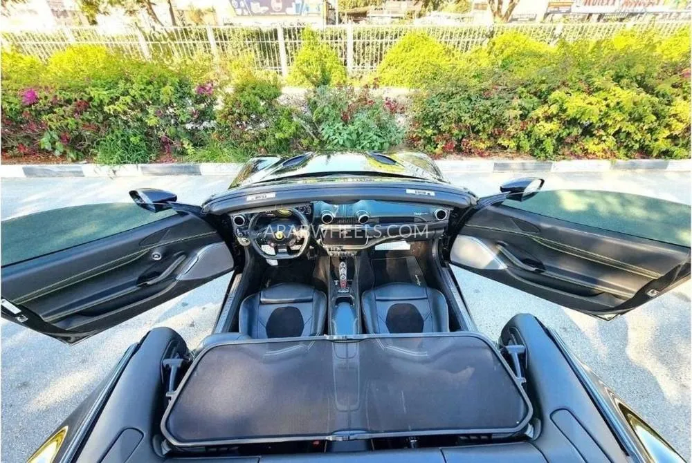 Ferrari Portofino 2023 for Sale in Dubai Image-8