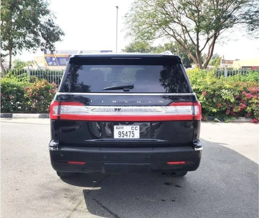 Lincoln Navigator 2022 for Sale in Dubai Image-19