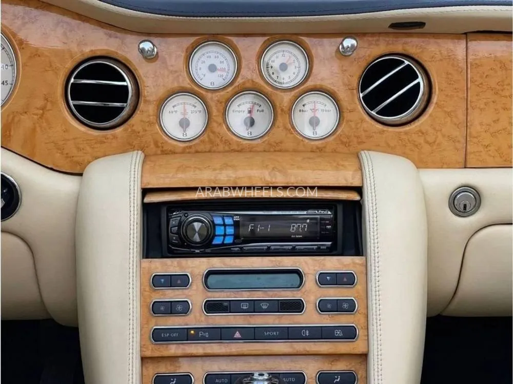 Bentley Azure 2008 for Sale in Dubai Image-6