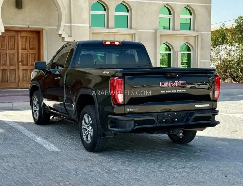 جي إم سي سييرا 2019 for Sale in عجمان Image-9