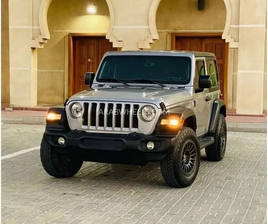 Jeep Wrangler 2018 for Sale in Ajman Image-3