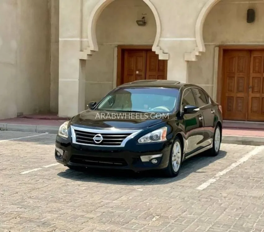Nissan Altima 2013 for Sale in Ajman Image-2