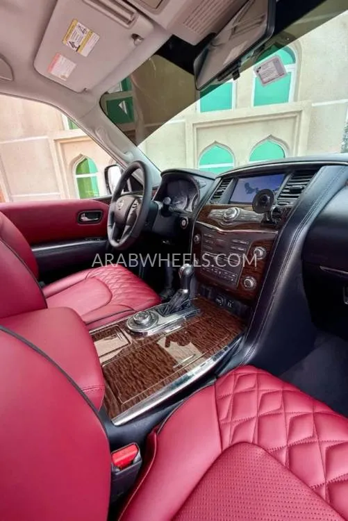 Nissan Patrol 2018 for Sale in Ajman Image-6