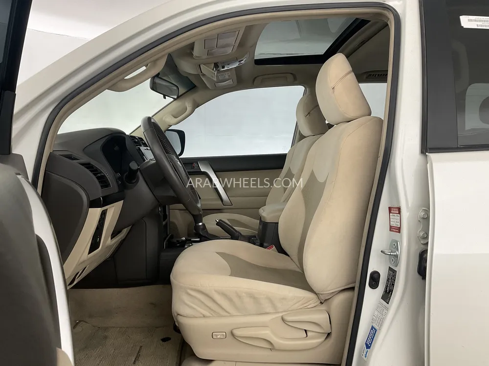Toyota Land Cruiser Prado 2020 for Sale in Sharjah Image-9