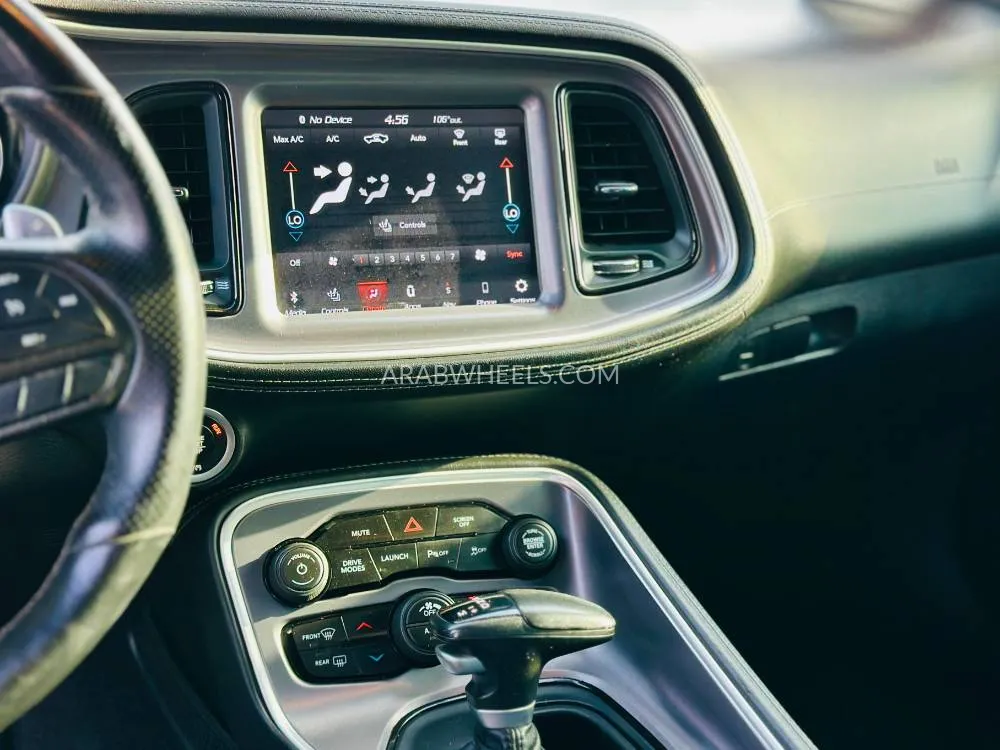 Dodge Challenger 2020 for Sale in Sharjah Image-11