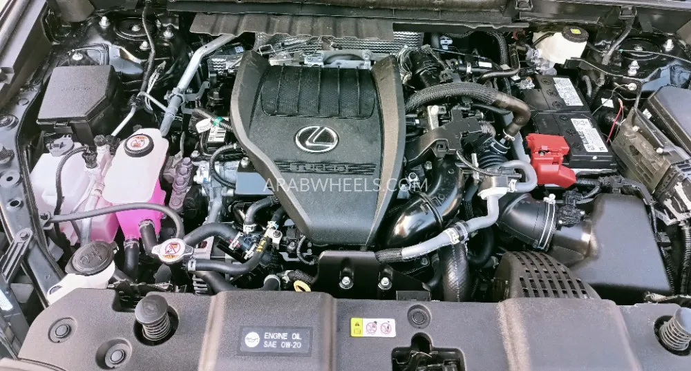 لكزس NX 2025 for Sale in الشارقة Image-10