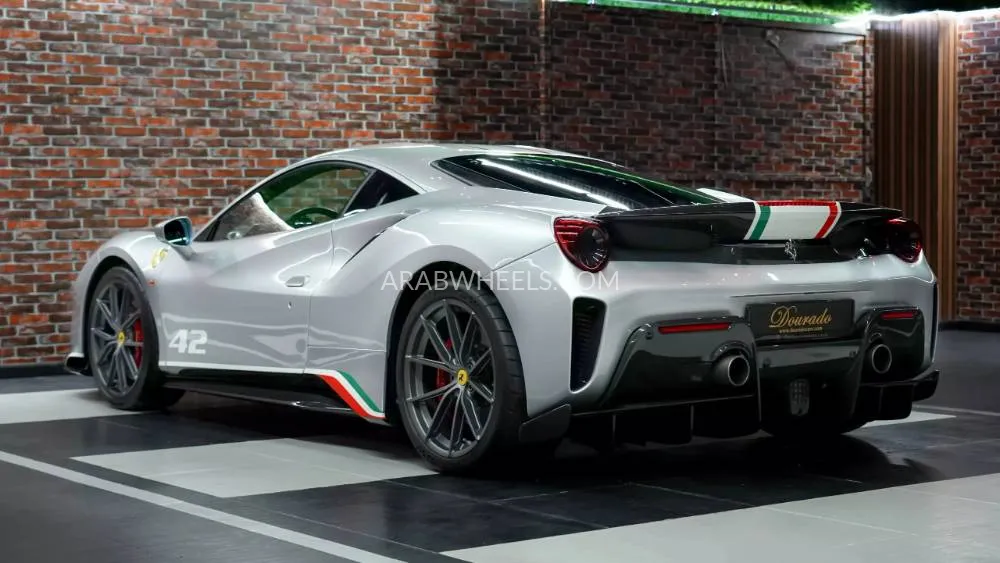Ferrari 488 2020 for Sale in Dubai Image-7