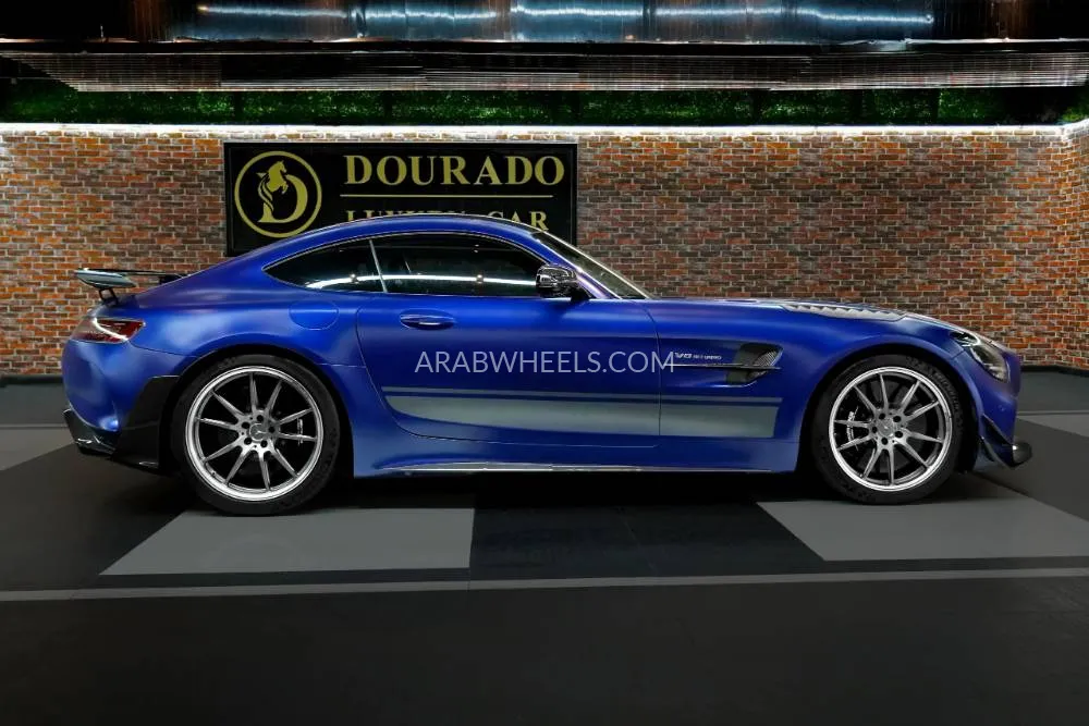 Mercedes Benz AMG GT 2019 for Sale in Dubai Image-12