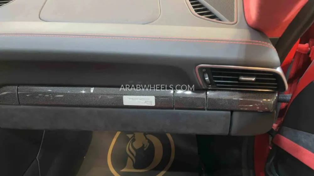 بورشه 911 2019 for Sale in دبي Image-21