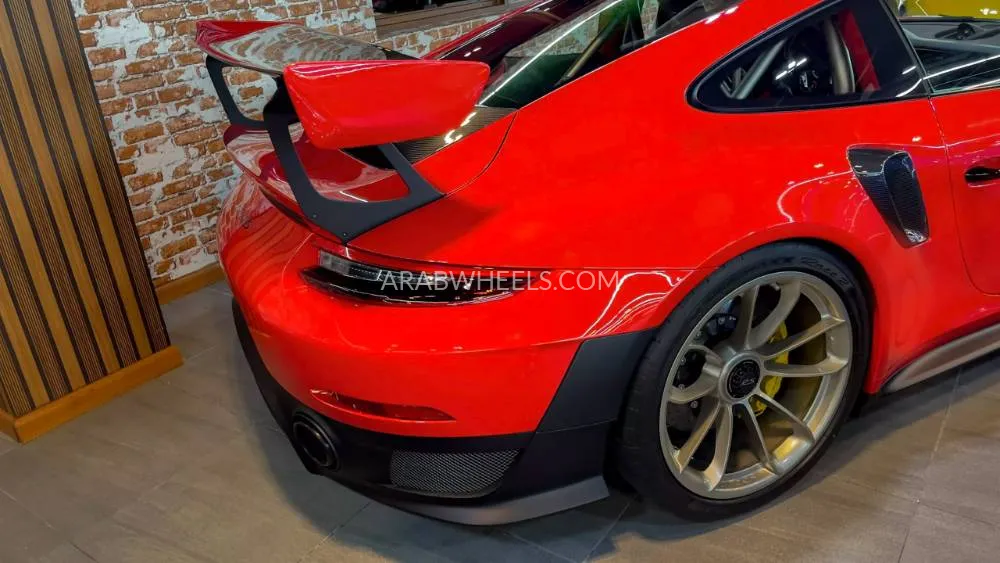 بورشه 911 2019 for Sale in دبي Image-7