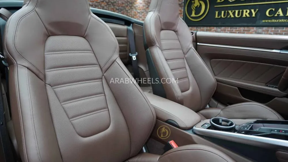 Porsche 911 2023 for Sale in Dubai Image-19