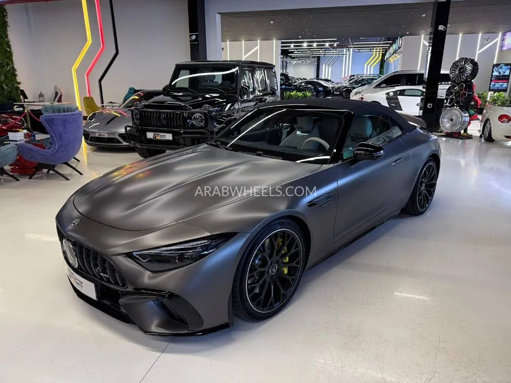 Mercedes Benz SL Class 2023 for Sale in Dubai Image-3