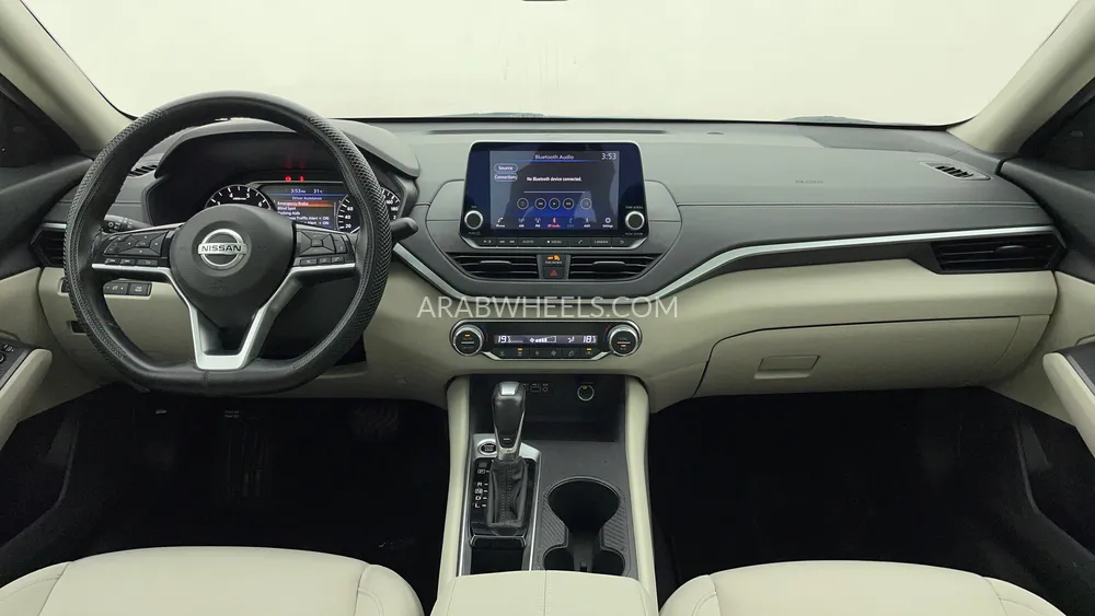 Nissan Altima 2022 for Sale in Dubai Image-12