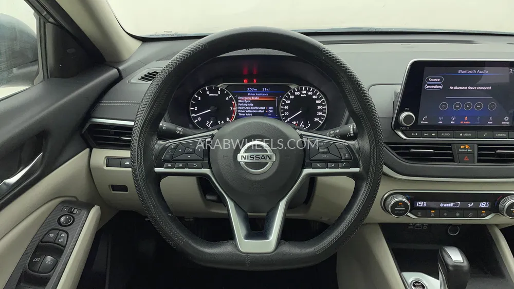 Nissan Altima 2022 for Sale in Dubai Image-17