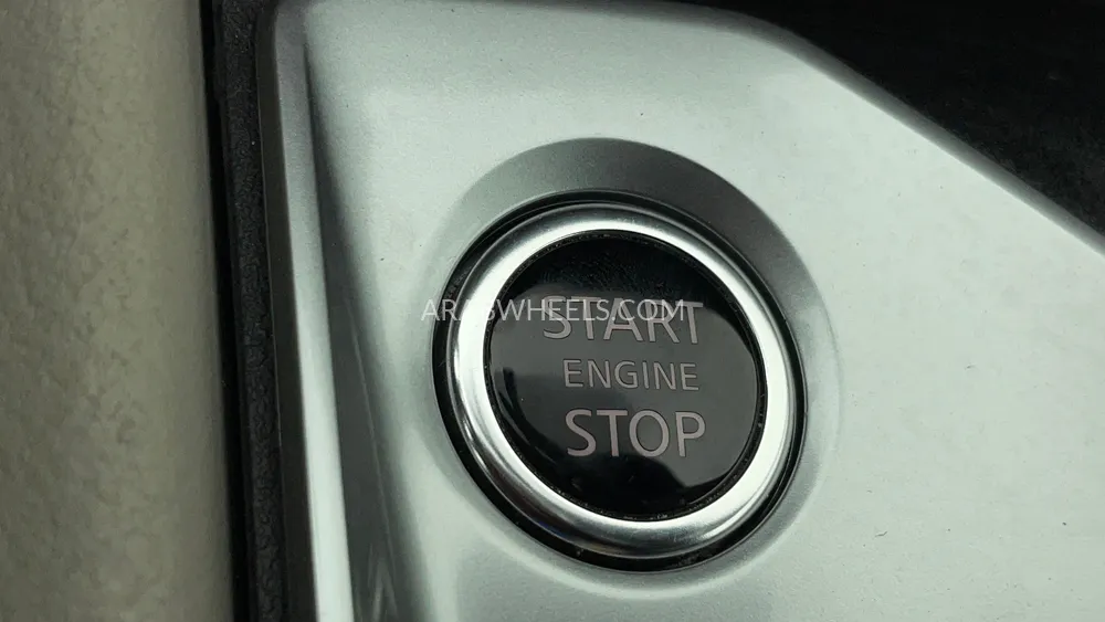 Nissan Altima 2022 for Sale in Dubai Image-21