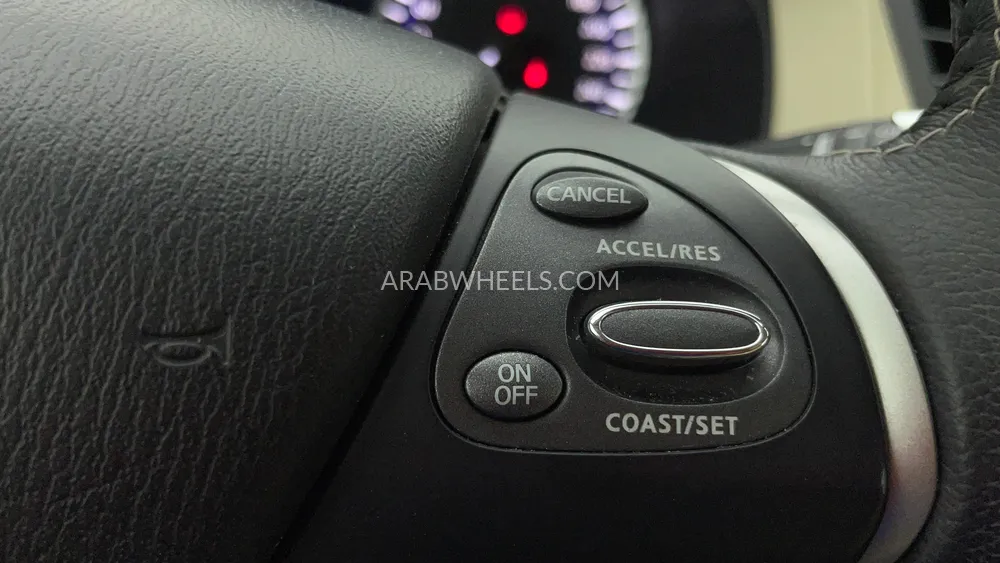 Infiniti QX60 2020 for Sale in Dubai Image-22