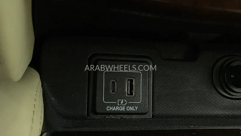 Infiniti QX60 2020 for Sale in Dubai Image-54