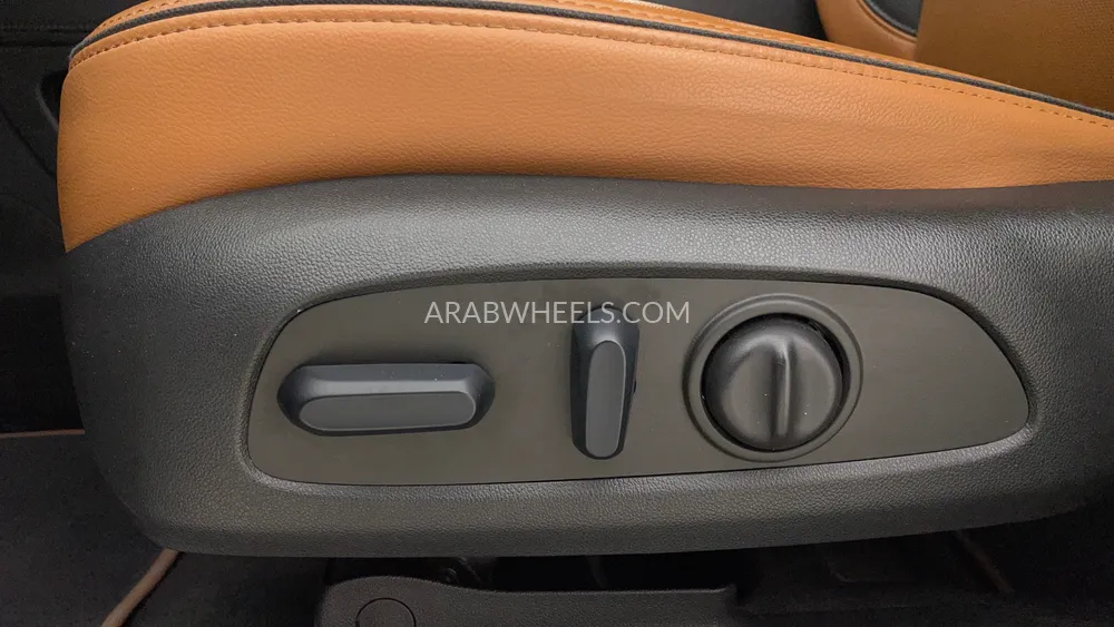 جي إم سي اكاديا 2023 for Sale in دبي Image-22