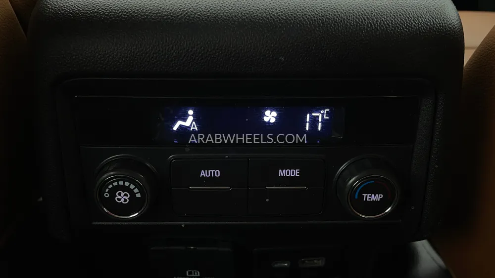 جي إم سي اكاديا 2023 for Sale in دبي Image-48