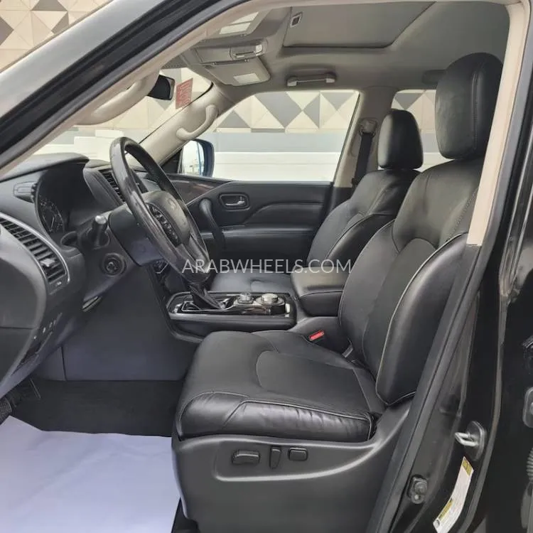 Infiniti QX80 2020 for Sale in Sharjah Image-3