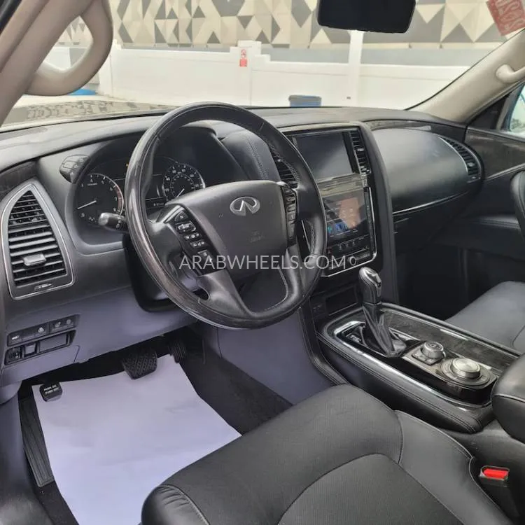 Infiniti QX80 2020 for Sale in Sharjah Image-7