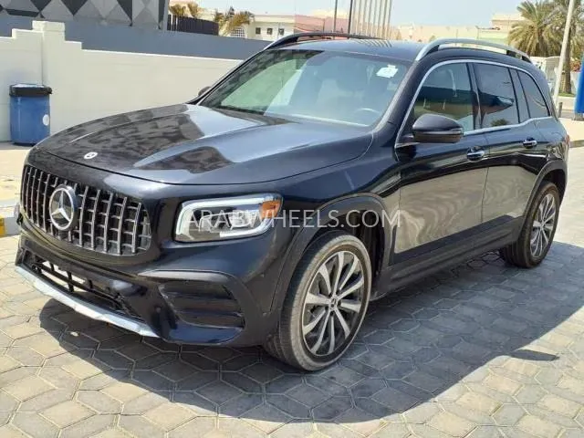 مرسيدس بنز GLB 2022 for Sale in الشارقة Image-1