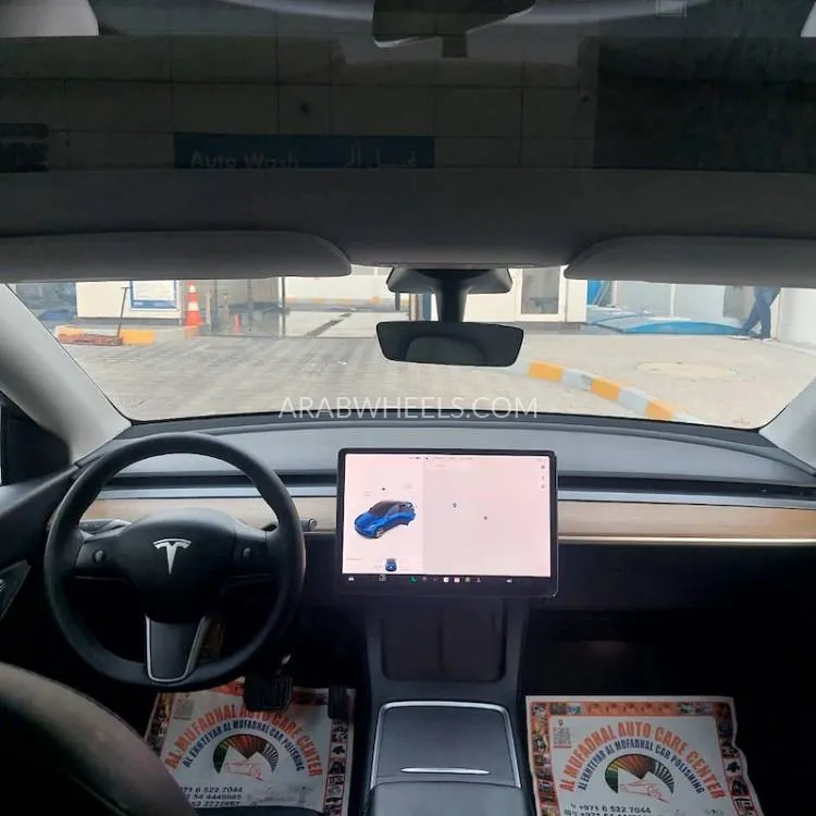 تسلا Y موديل  2023 for Sale in الشارقة Image-5