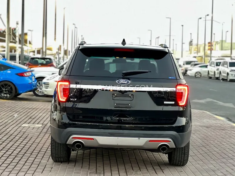 Ford Explorer 2016 for Sale in Sharjah Image-14