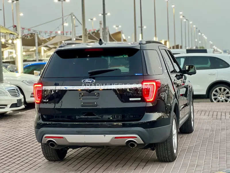 Ford Explorer 2016 for Sale in Sharjah Image-15