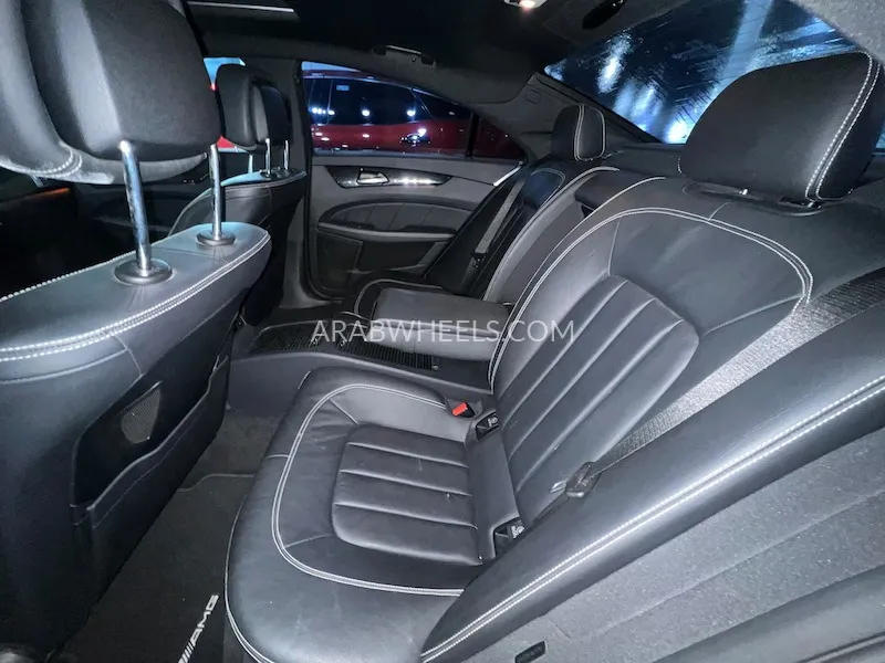Mercedes Benz CLS Class 2012 for Sale in Sharjah Image-9