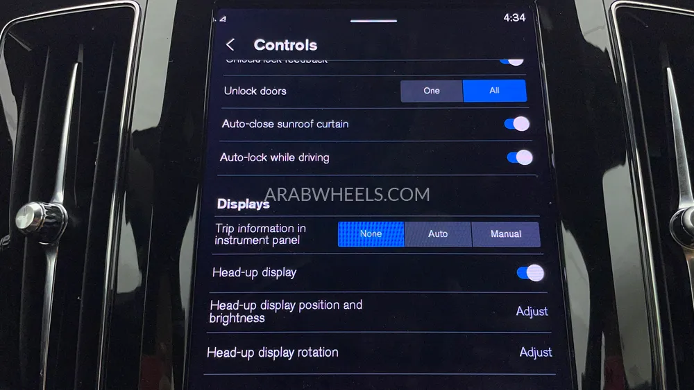 Volvo XC60 2023 for Sale in Dubai Image-60