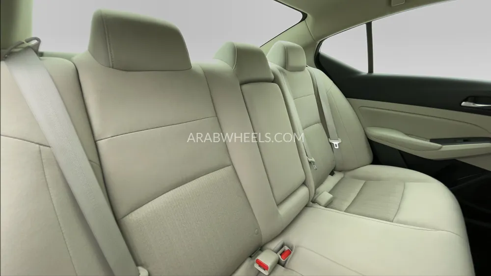 Nissan Altima 2021 for Sale in Dubai Image-25
