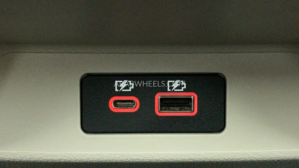 Nissan Altima 2021 for Sale in Dubai Image-41