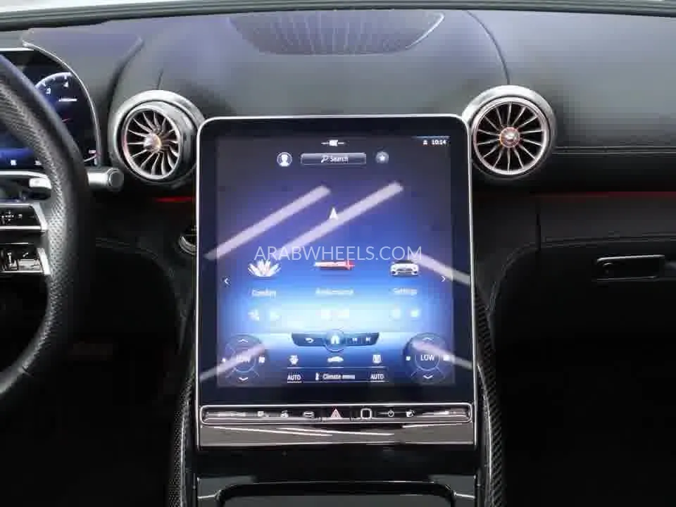 Mercedes Benz SL Class 2023 for Sale in Dubai Image-12