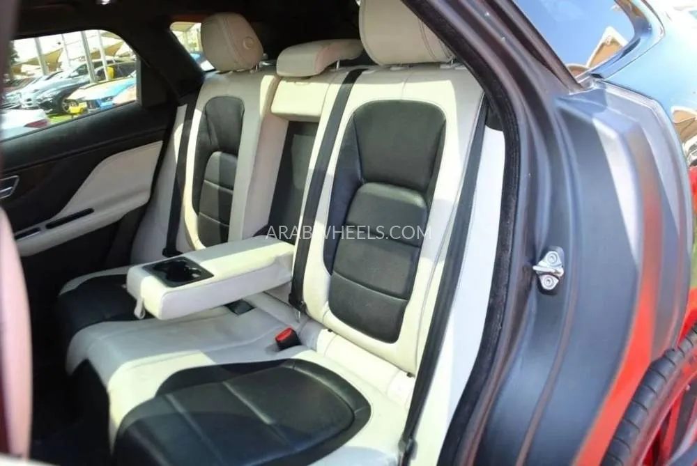 جاجوار إف بيس 2018 for Sale in الشارقة Image-15