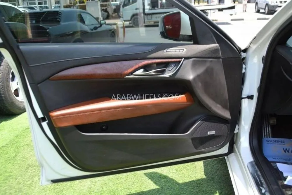 Cadillac ATS 2017 for Sale in Sharjah Image-9
