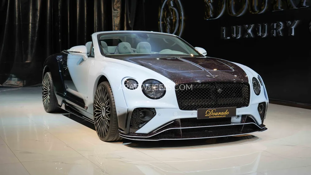 Bentley Continental GTC 2023 for Sale in Dubai Image-11