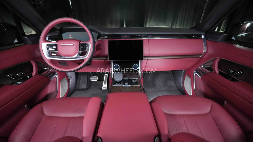 Land Rover Range Rover 2023 for Sale in Dubai Image-12