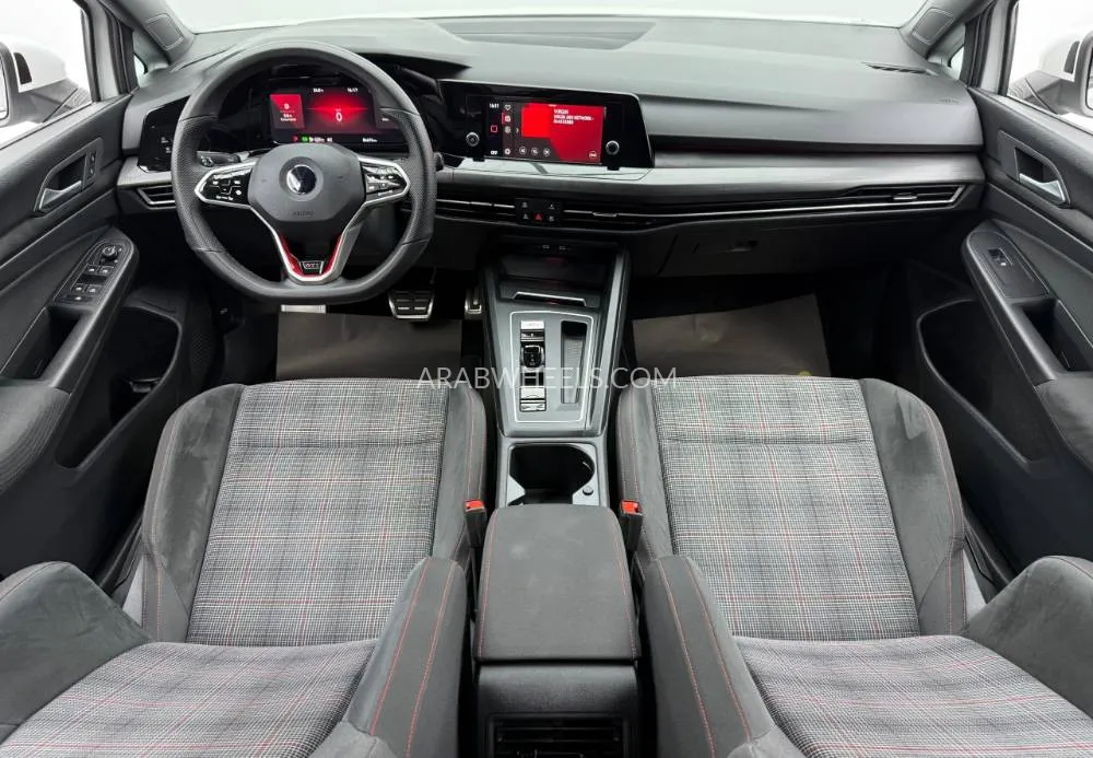 Volkswagen Golf GTI 2022 for Sale in Dubai Image-9