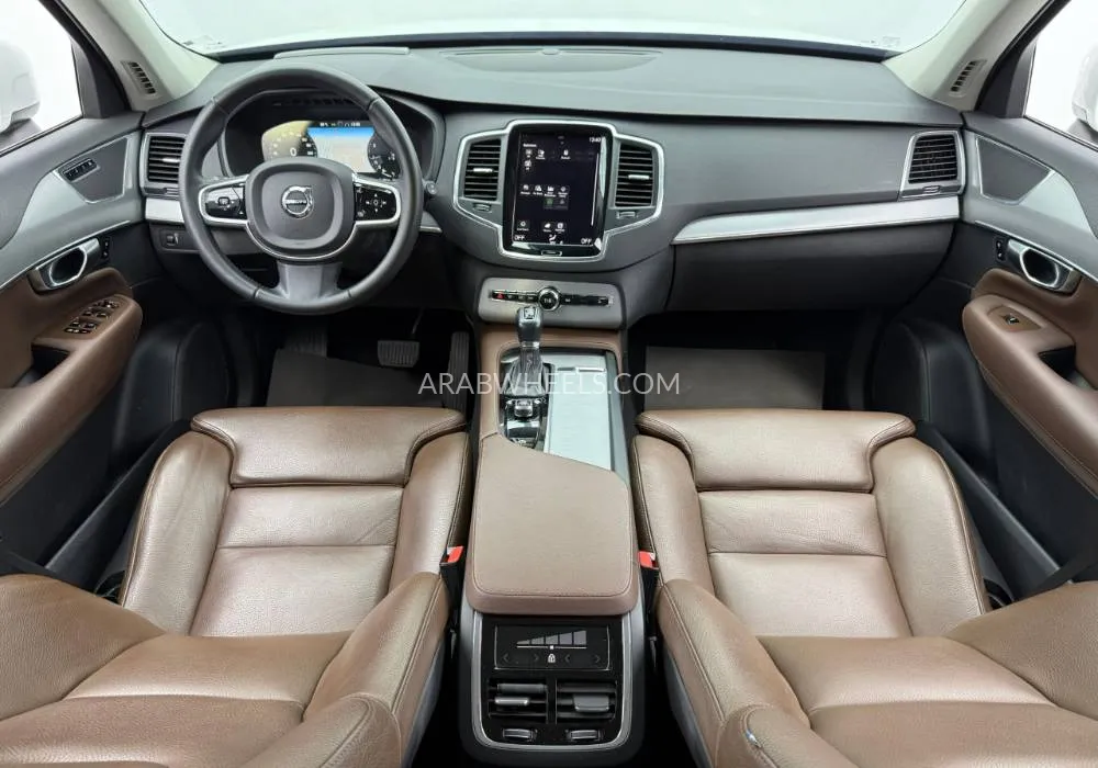 Volvo XC90 2020 for Sale in Dubai Image-9