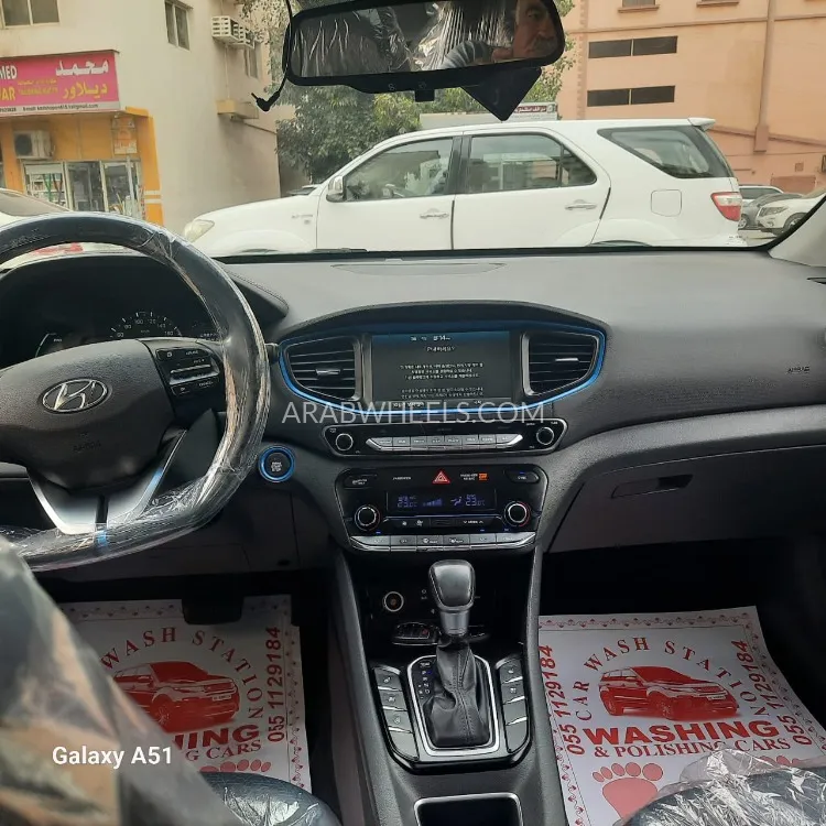 Hyundai Ioniq 2016 for Sale in Dubai Image-10