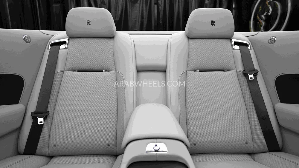 Rolls Royce Dawn 2022 for Sale in Dubai Image-25