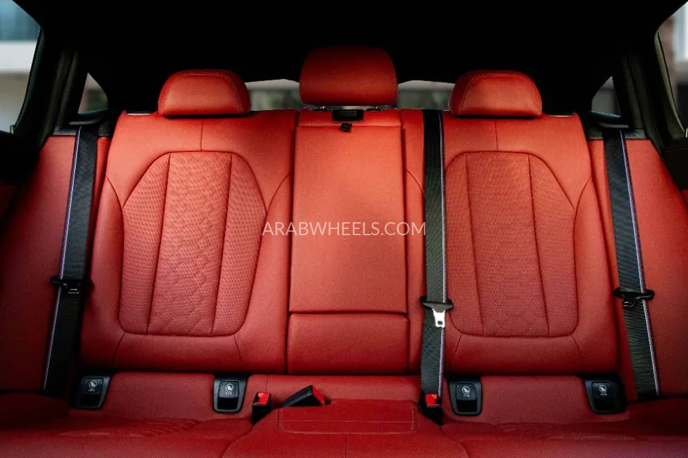 BMW X4 2022 for Sale in Dubai Image-11