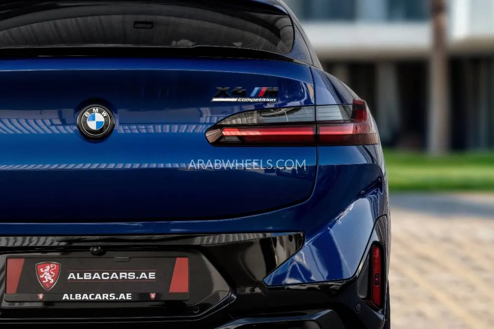 BMW X4 2022 for Sale in Dubai Image-14