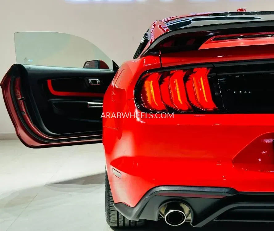 Ford Mustang 2018 for Sale in Dubai Image-7